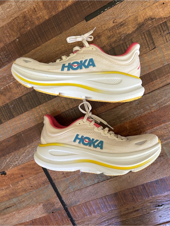 Hoka Shoes - HOKA Women’s Bondi 9 Running Shoes. Alabaster/Birch. Style 1162012 ALBST.  7.5